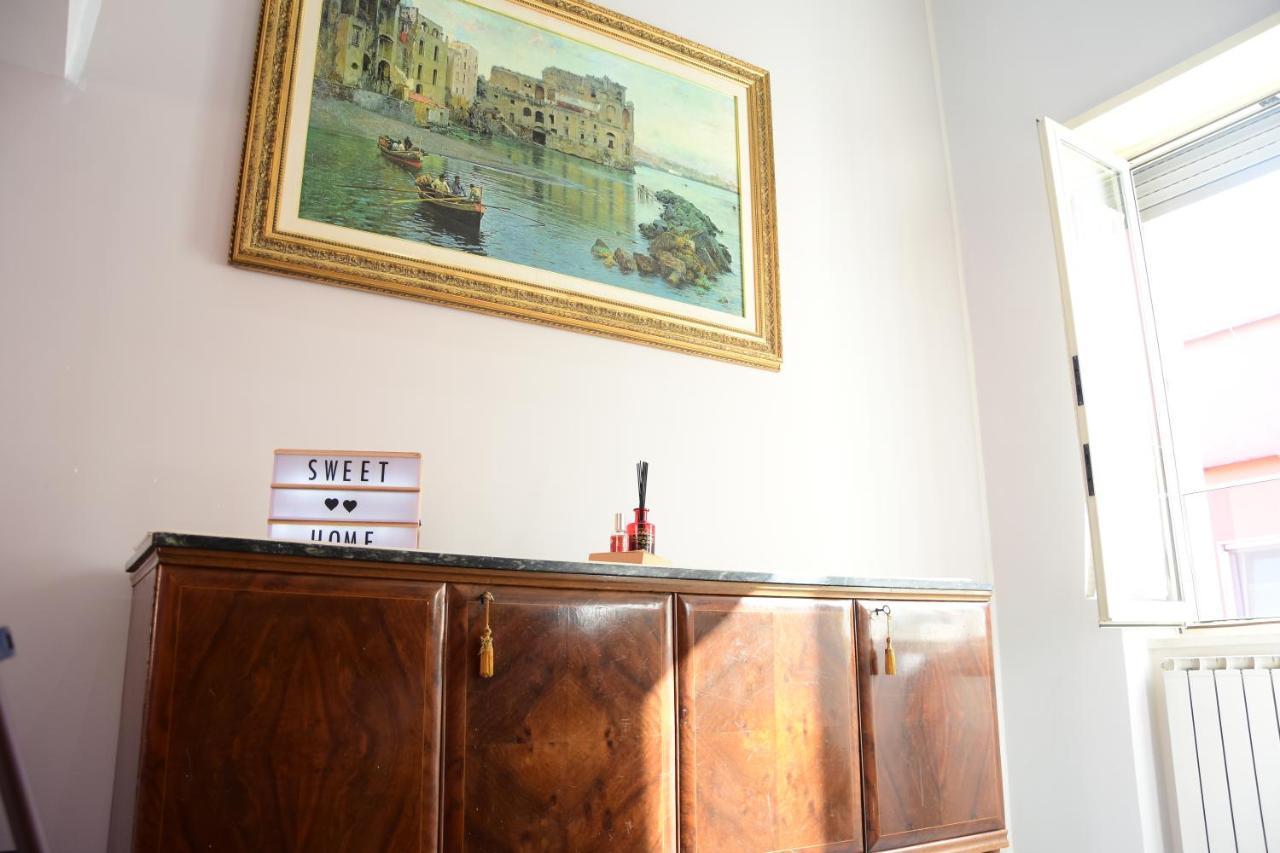 Scugnizzella Holiday House Apartment Naples Exterior photo